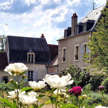 Chambre D'Hotes "Au Bord De Loire" La Marche Buitenkant foto