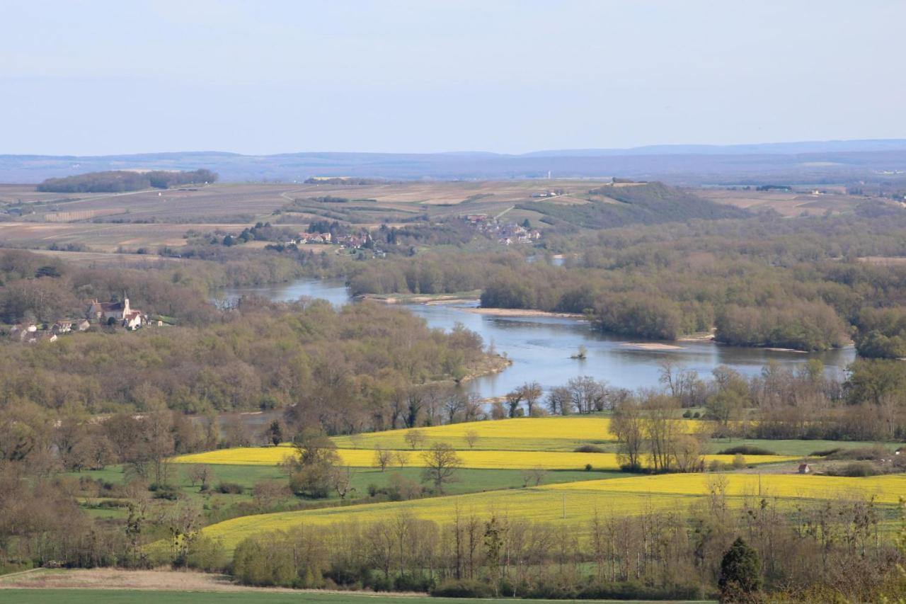 Chambre D'Hotes "Au Bord De Loire" La Marche Buitenkant foto
