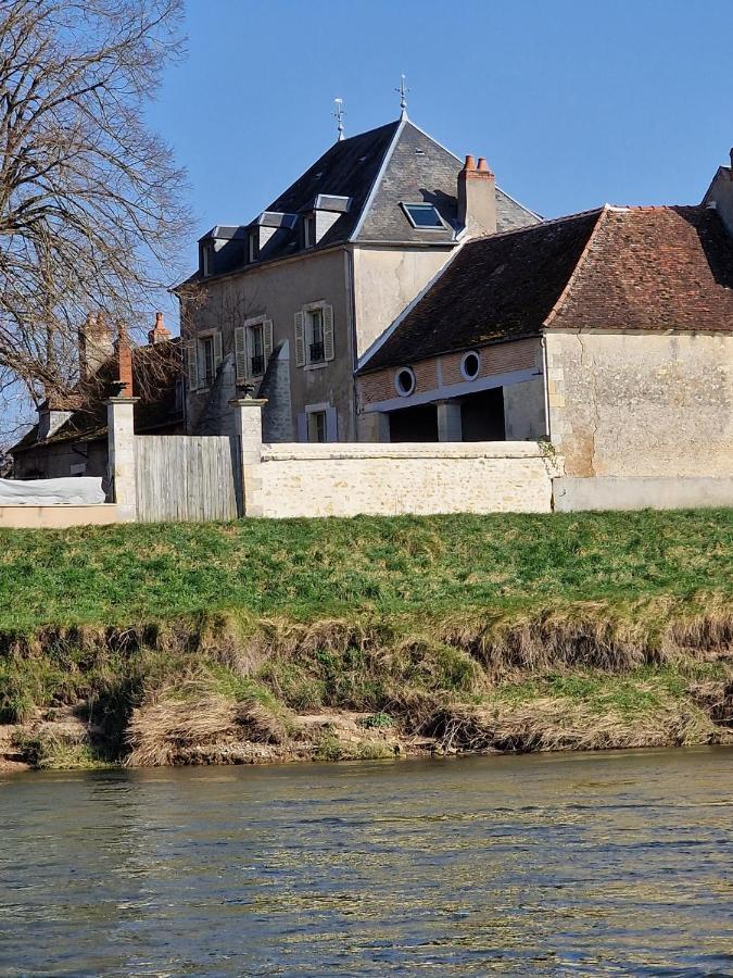 Chambre D'Hotes "Au Bord De Loire" La Marche Buitenkant foto
