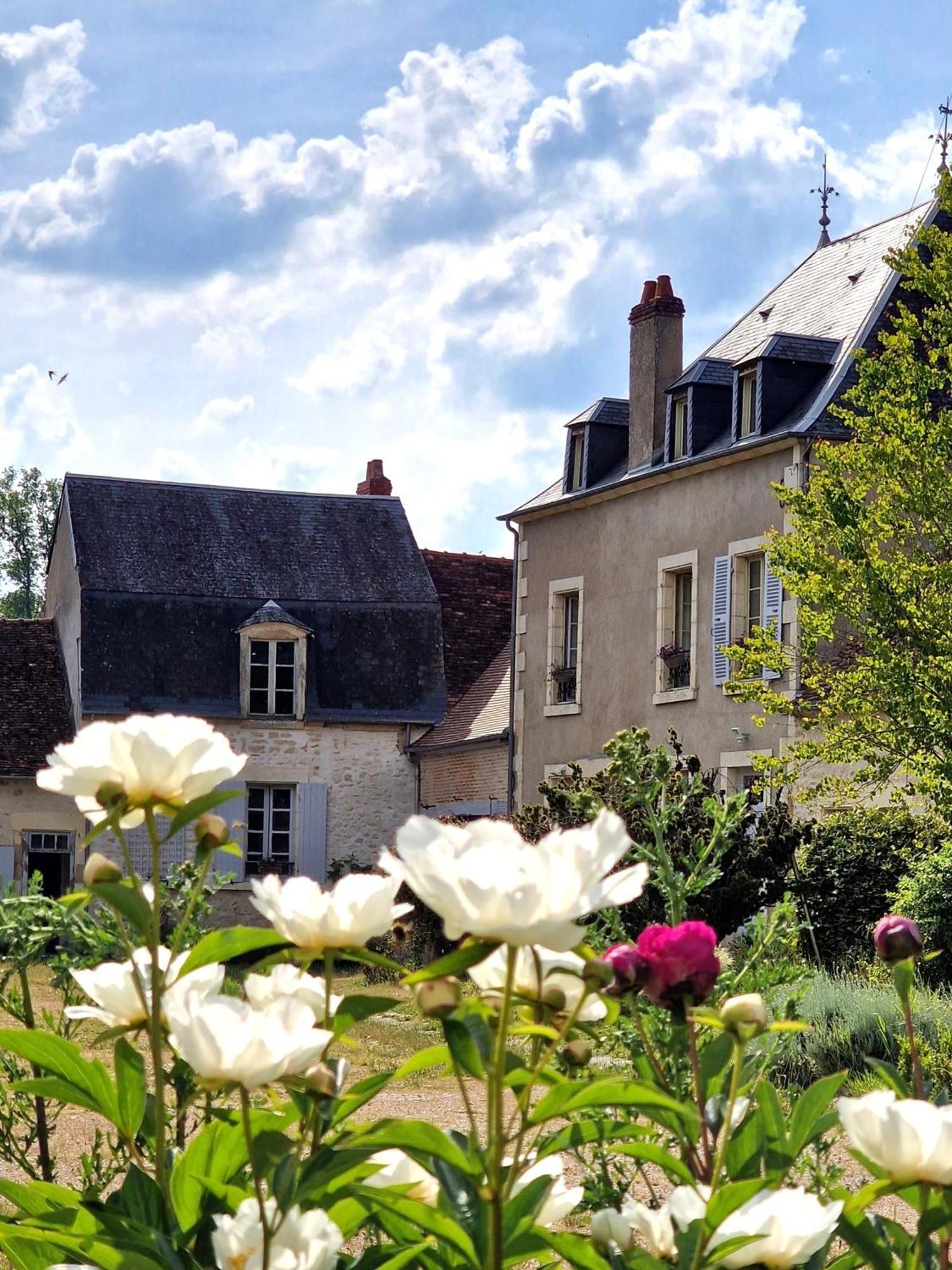 Chambre D'Hotes "Au Bord De Loire" La Marche Buitenkant foto